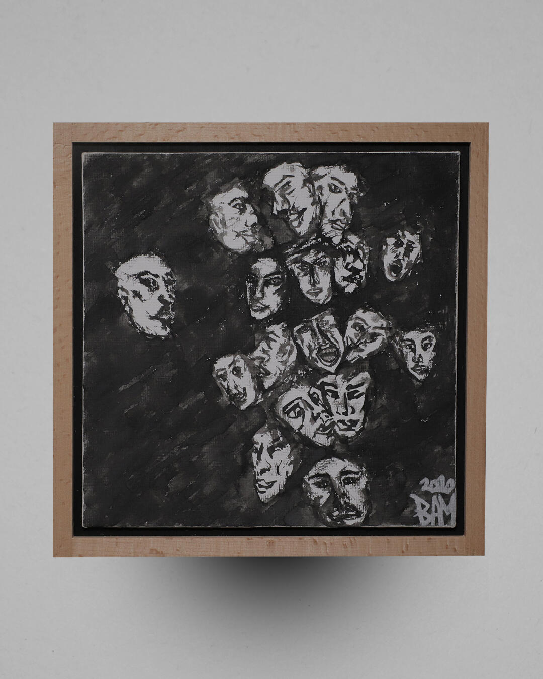 Faces front